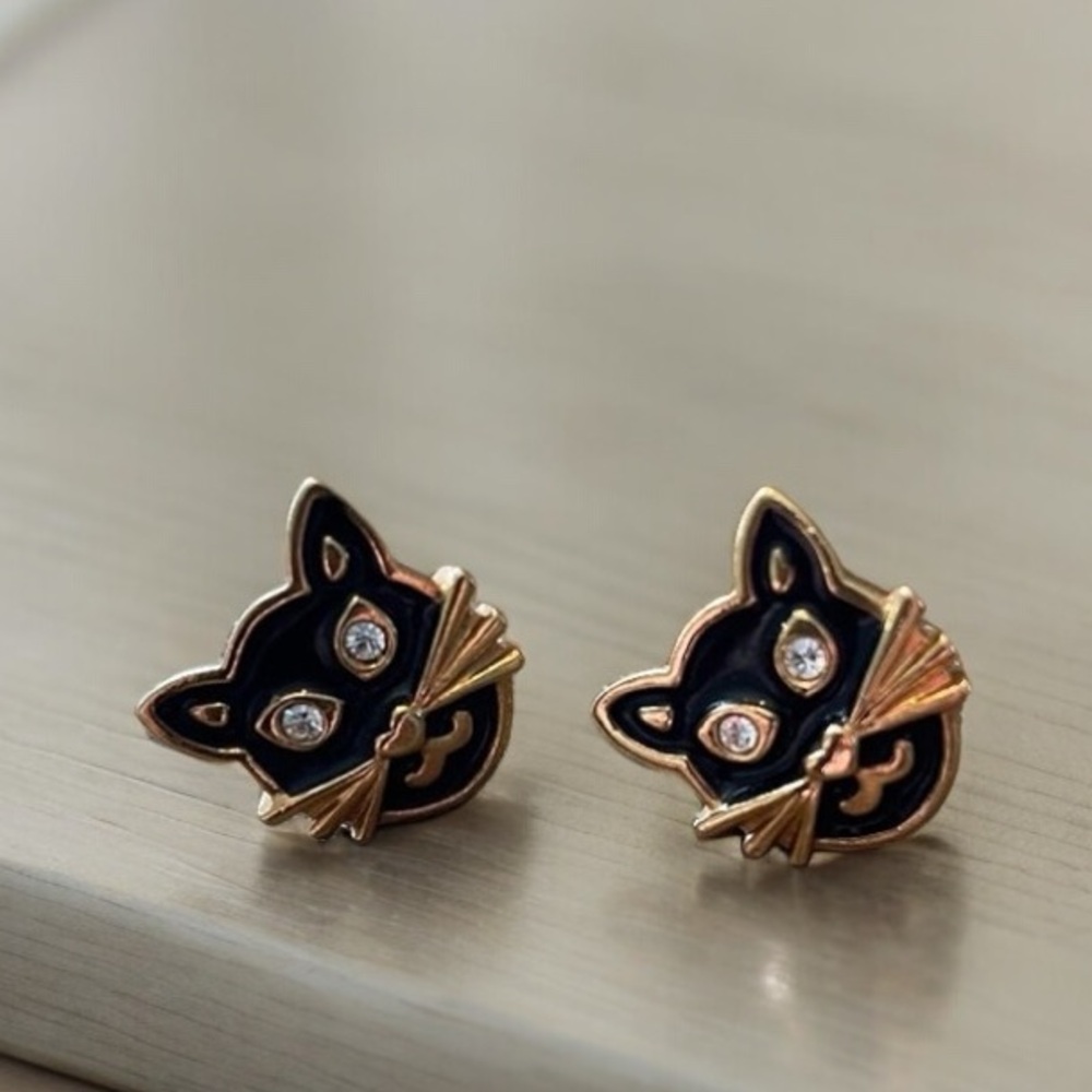 Vintage AVON Black Enamel Cat Rhinestone Eyes Stud Earrings Halloween Cute